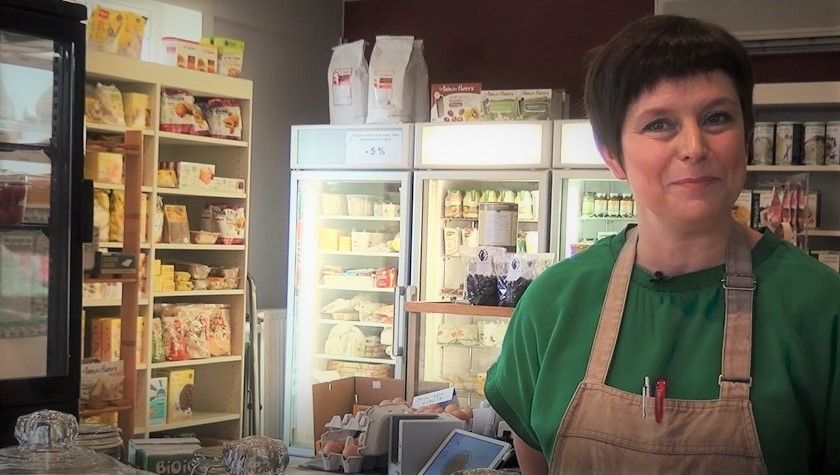 Sofie Van Slycken van biowinkel 't Lang Leven - (c) VLAM