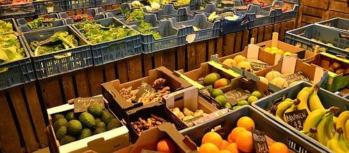 Dozen vol lekkers in een boerderijwinkel - (c) VLAM