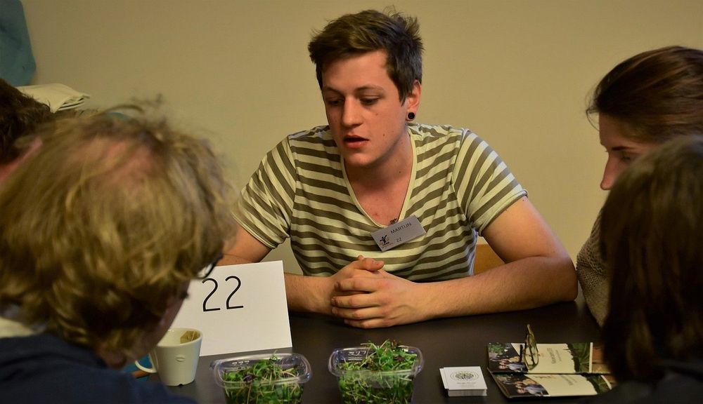 Martijn Pironet is zijn eigen microgroentenbedrijf gestart - (c) VLAM